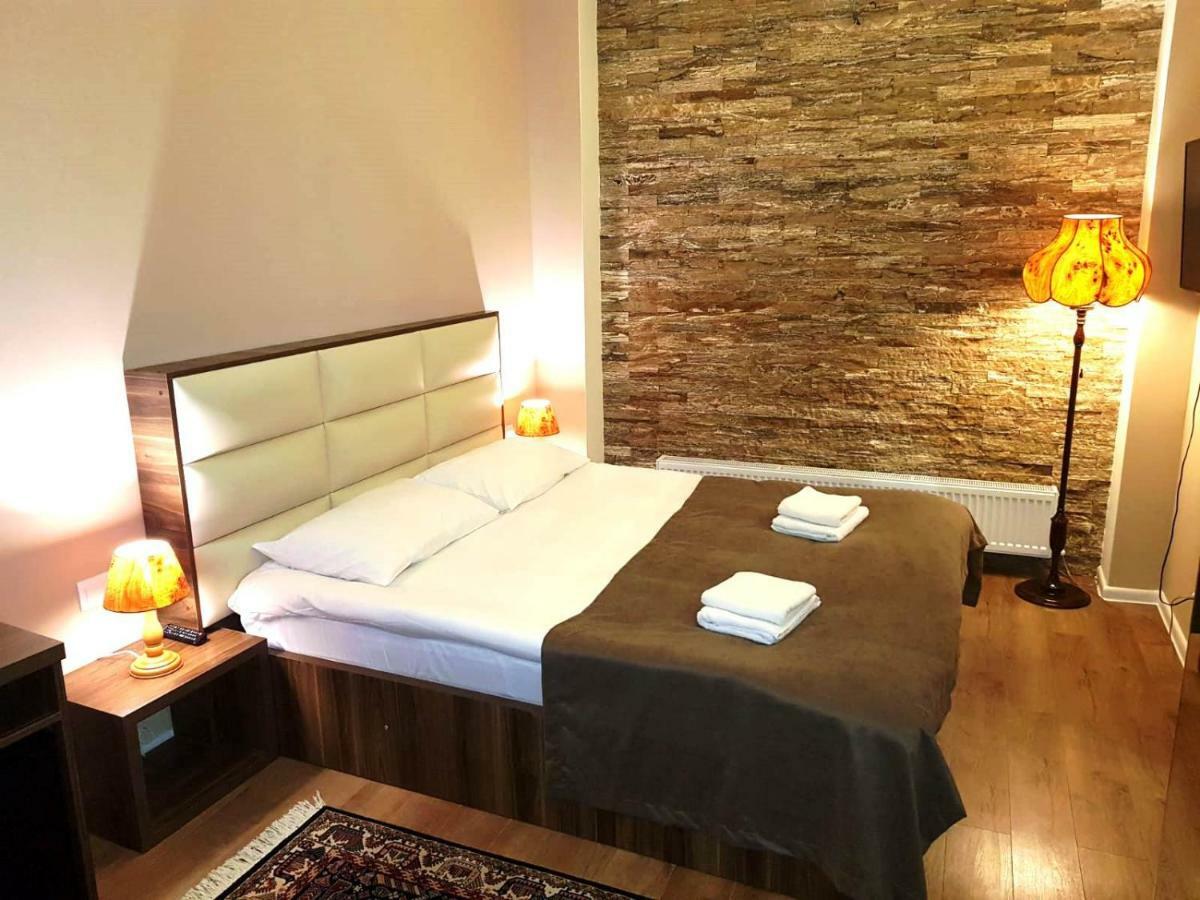 Apart Hotel Avlabari Yard 第比利斯 外观 照片