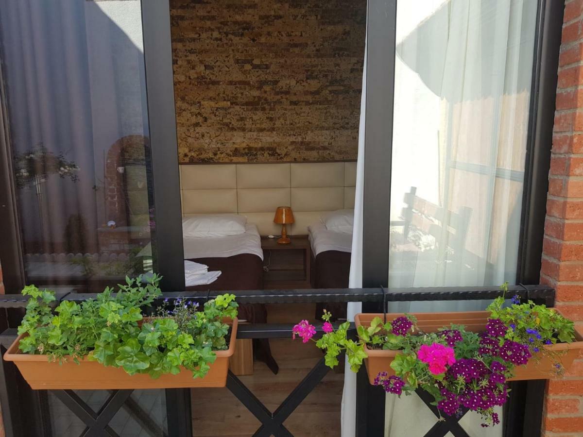 Apart Hotel Avlabari Yard 第比利斯 外观 照片